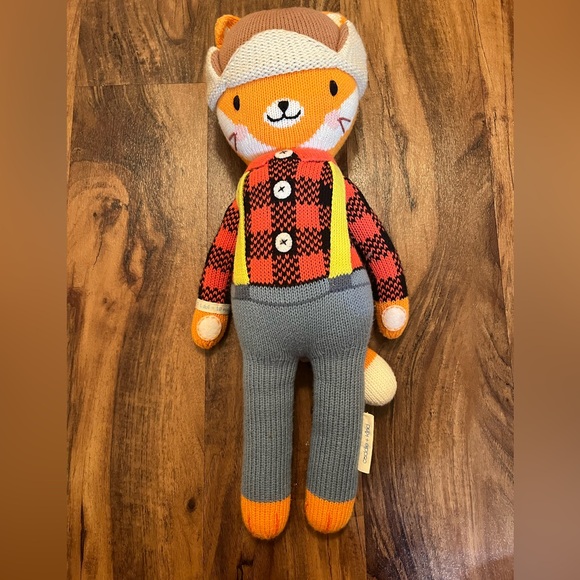 CUDDLE + KIND Wyatt the fox - Picture 2 of 3